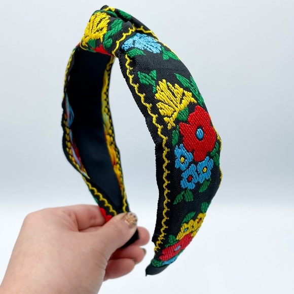 Set of 2 Knot Headbands with Embroidered Fruit & Floral Motifs - Picture 4 of 9